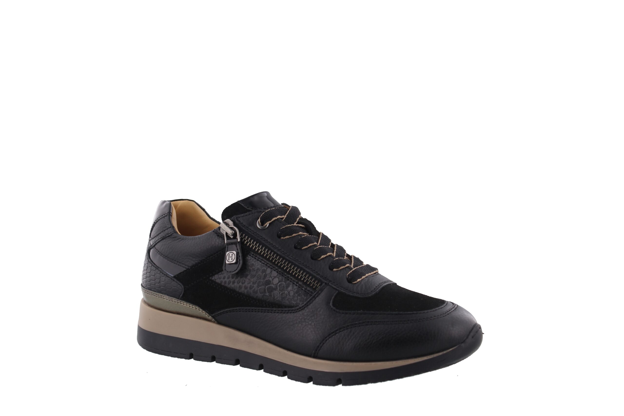 Helioform Sneaker 1 Helioform Sneaker